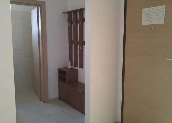 Sara Sea View Apartmán *